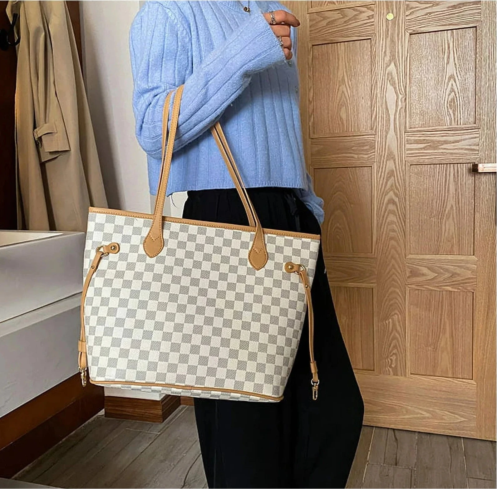 Neverfull MM Tote Bag