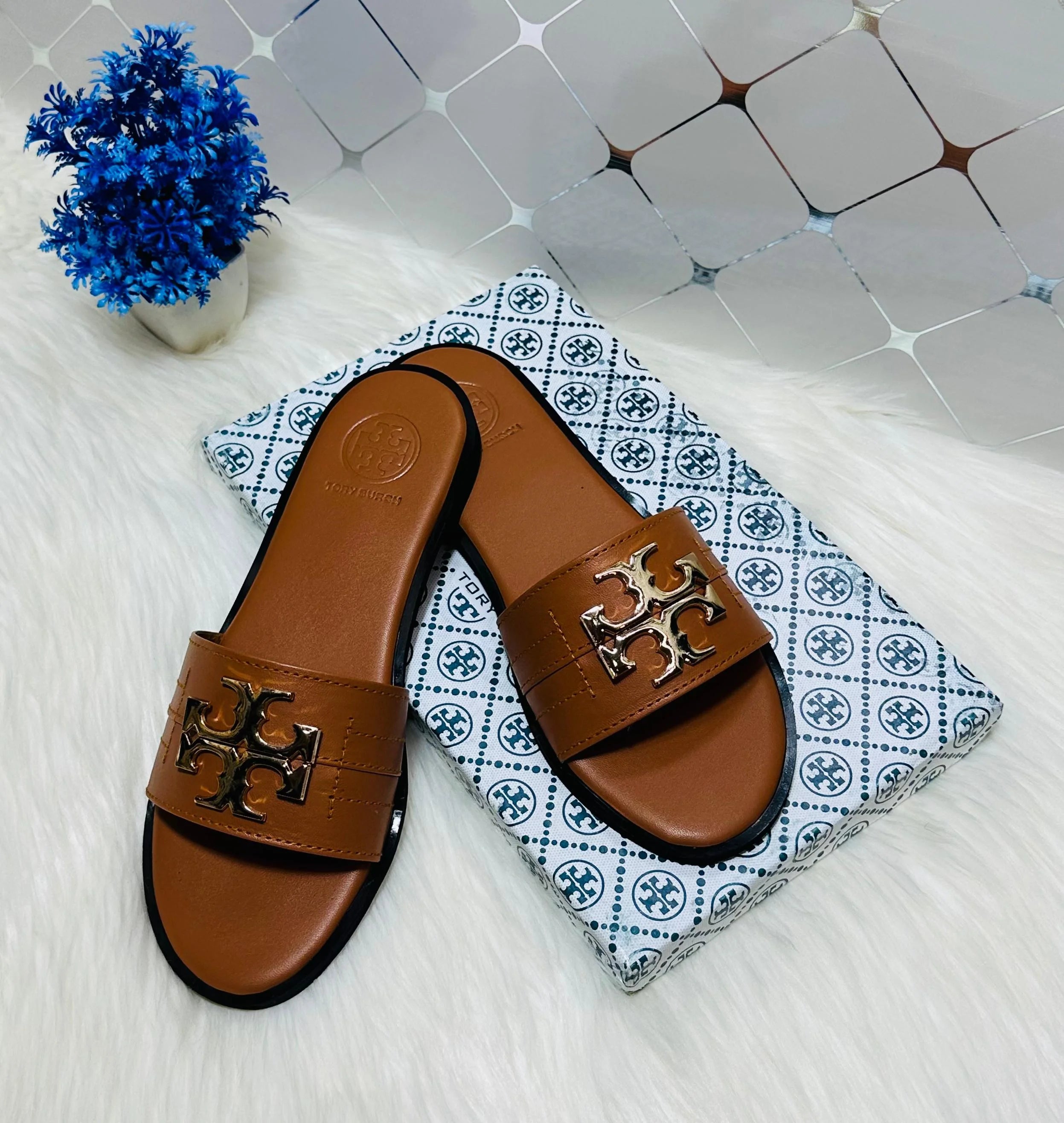 TB Women's Ines Slides