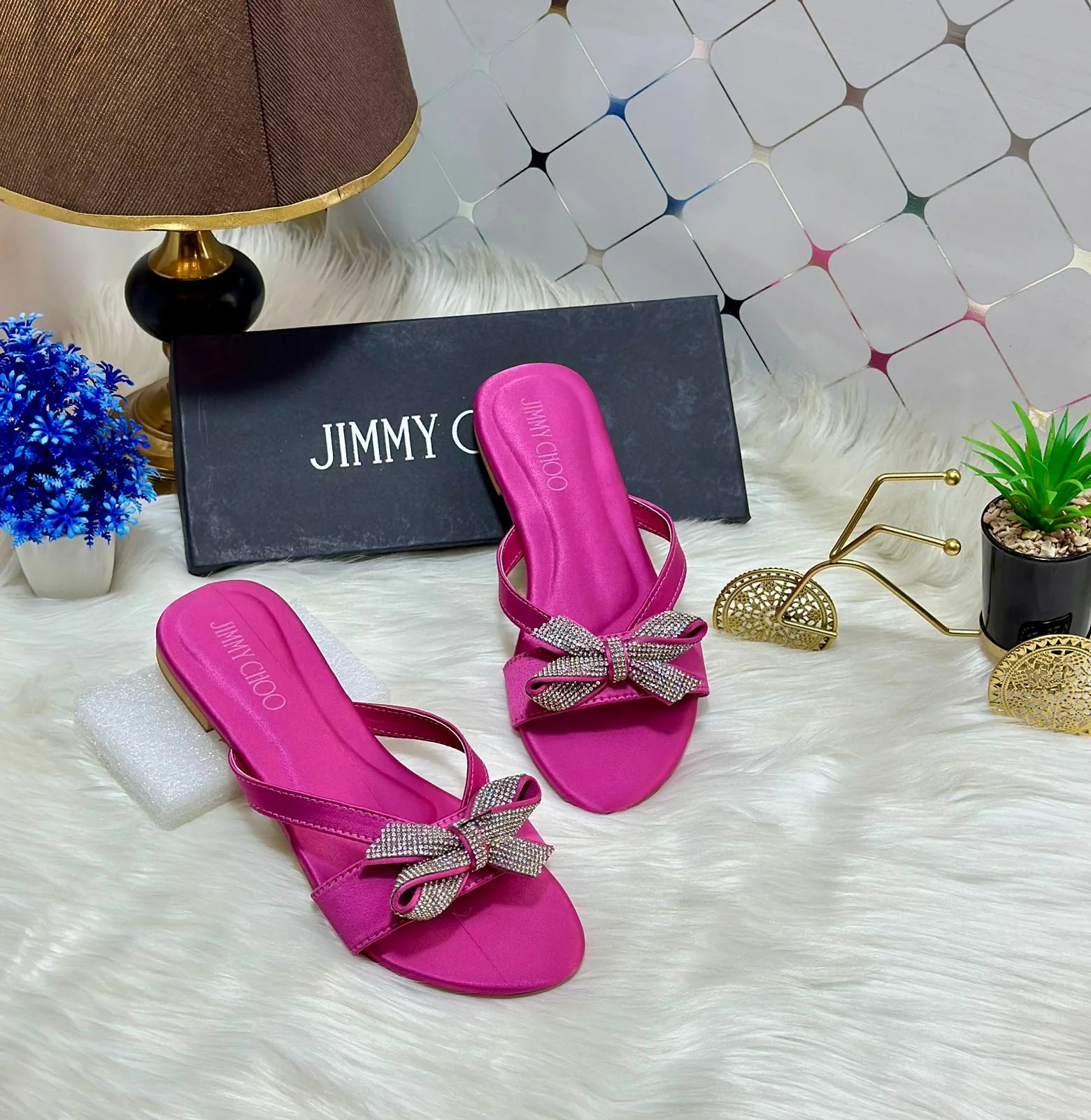 Bow Flat Slides