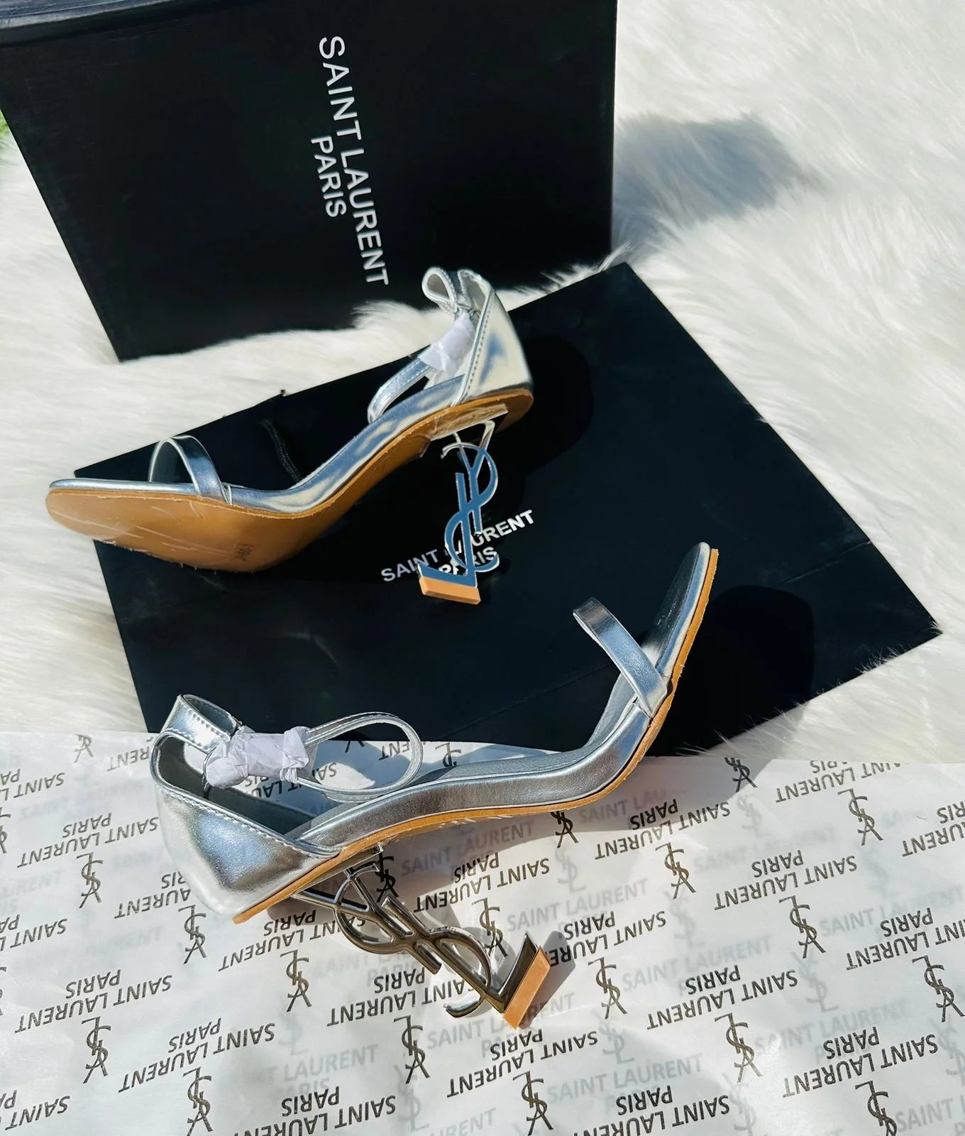 OPYUM Sandals in Patent Leather - Silver