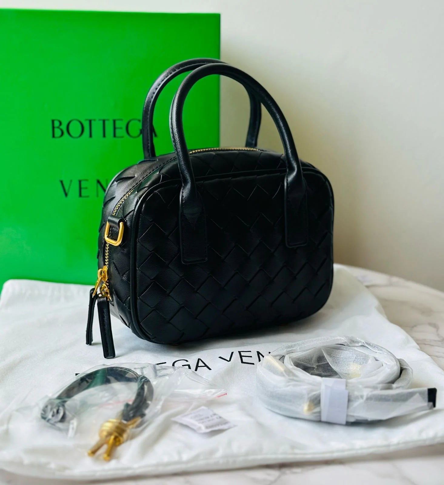 Getaway Small Intrecciato-Leather Cross-body Bag