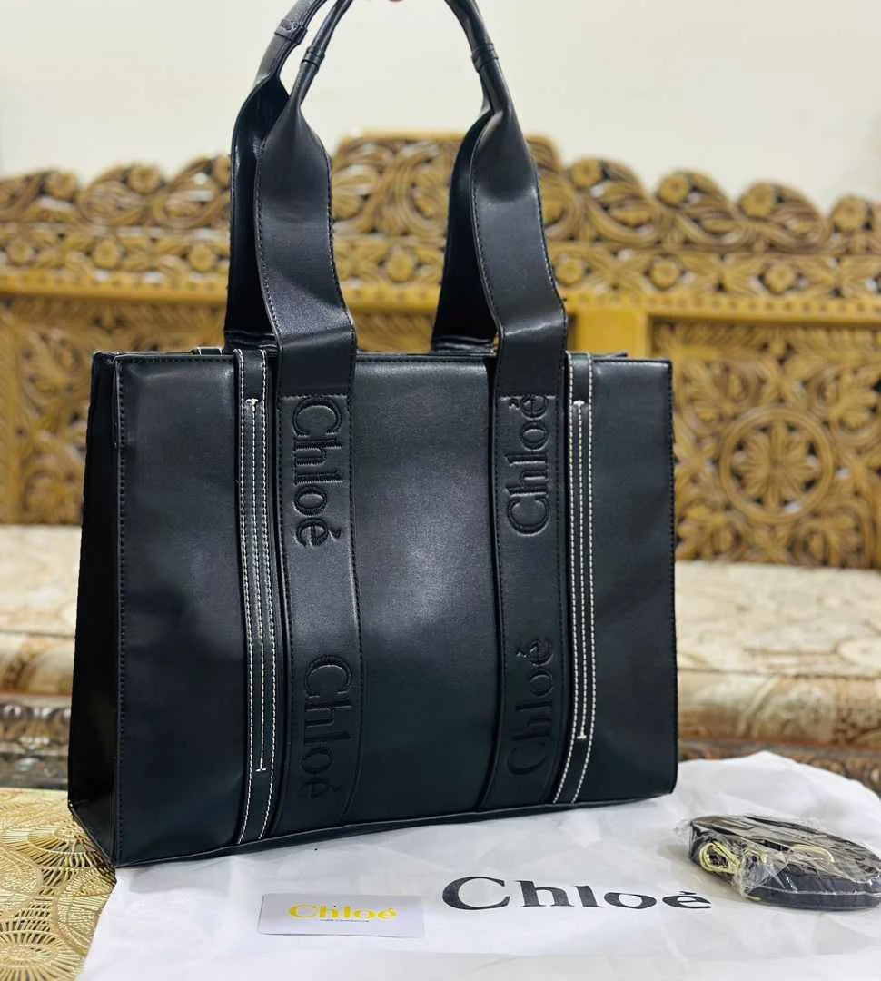 Woody Medium Tote Bag