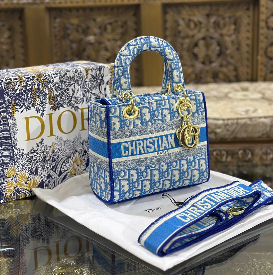 D Lady Lite Pale Embroidery Bag