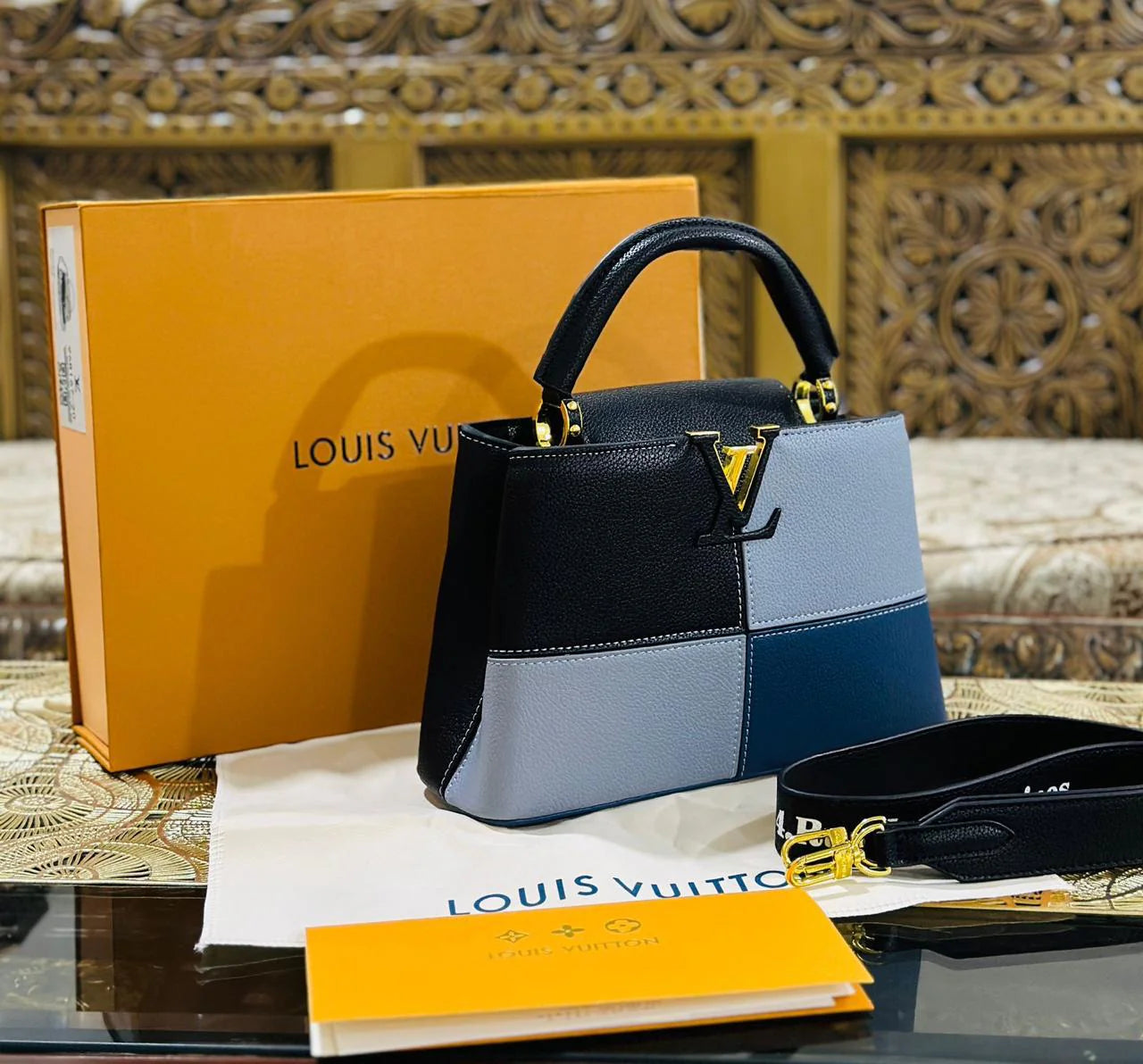 Capucines MM Bag - Black & Blue