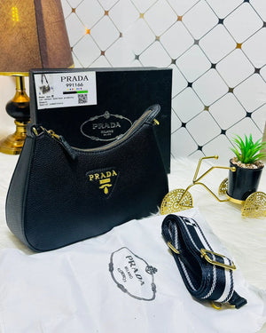 Vitello Dino Shoulder Bag