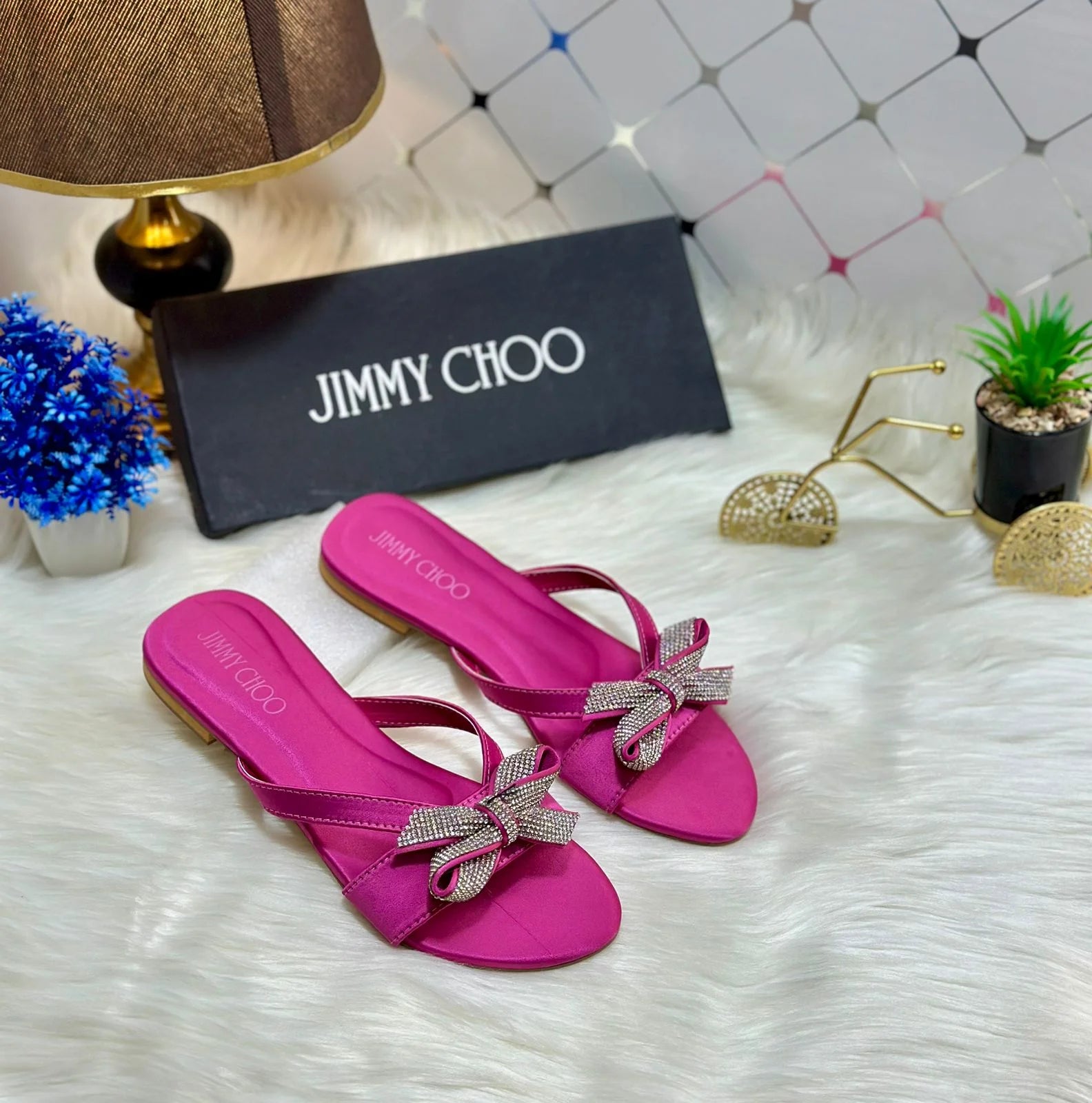 Bow Flat Slides