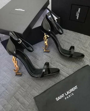 OPYUM Sandals in Patent Leather - Black