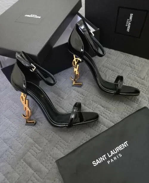 OPYUM Sandals in Patent Leather - Black