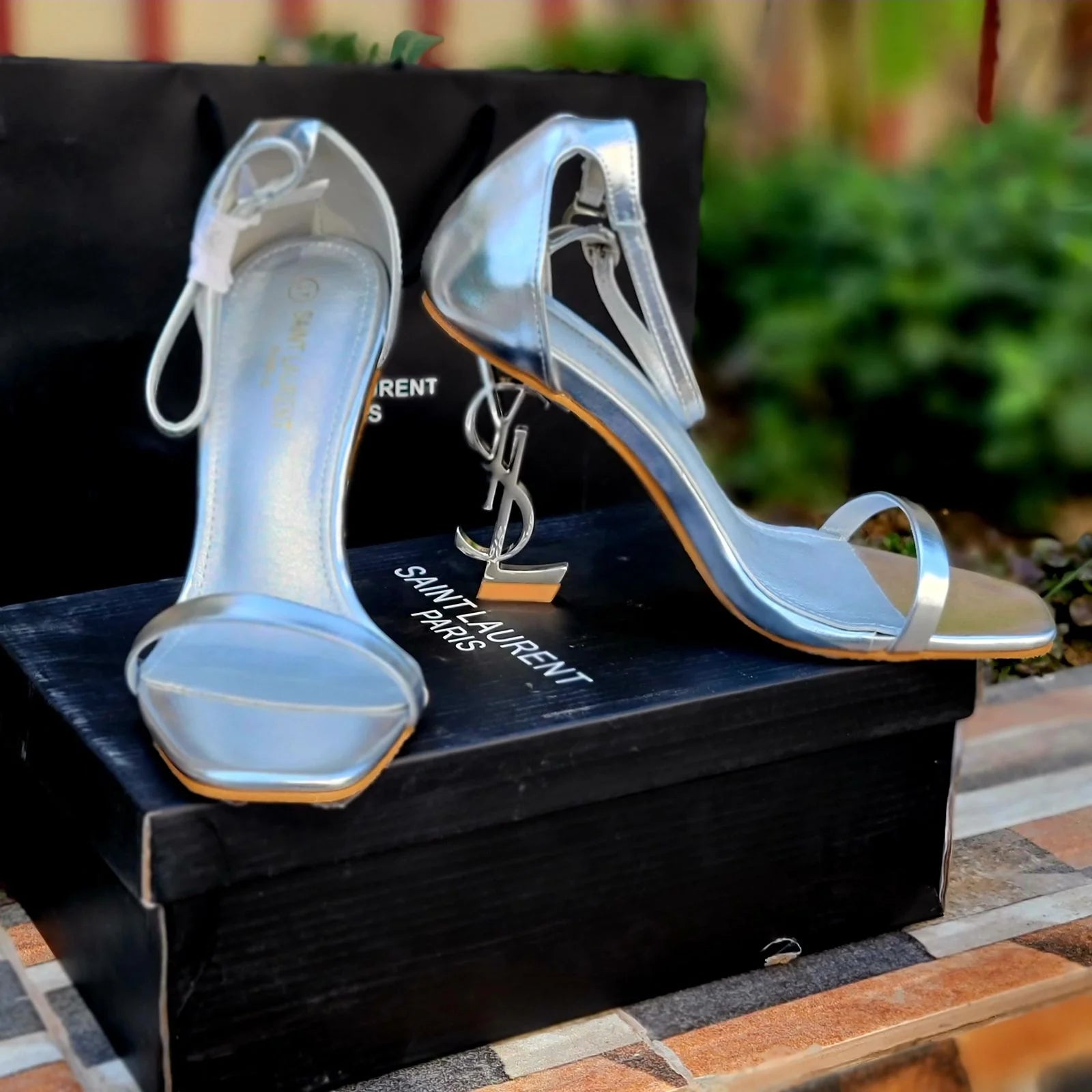 OPYUM Sandals in Patent Leather - Silver