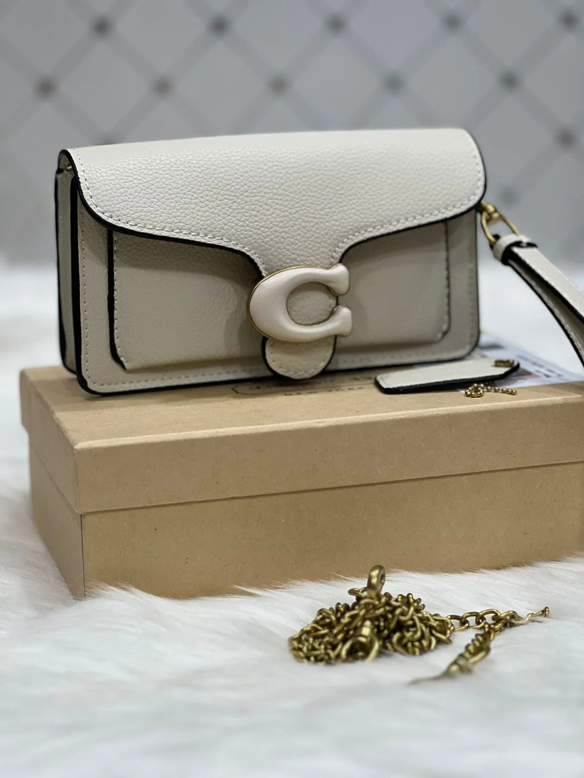 Tabby Crossbody Wristlet Bag