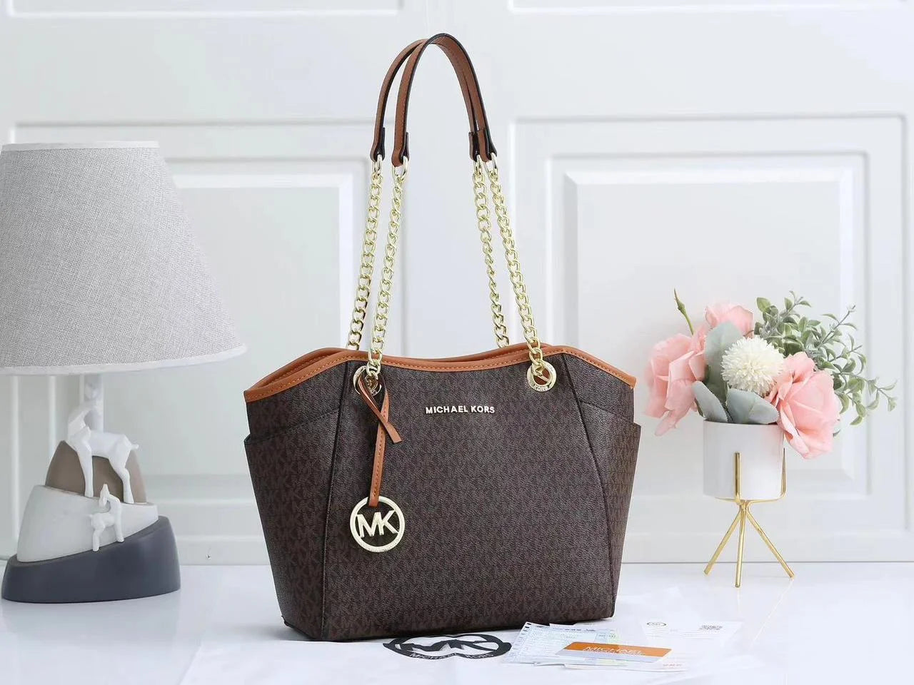 Jet Set Chain Shoulder Tote Bag